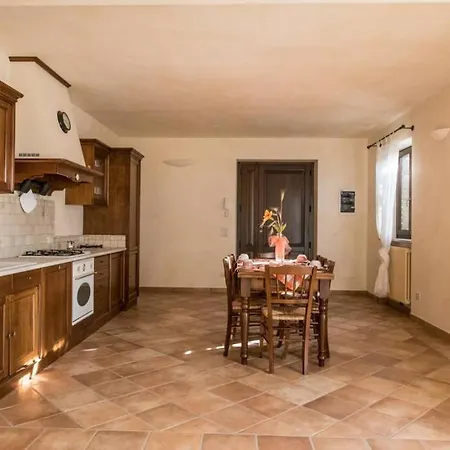 La Casa Con Vista Panoramica Sui Vigneti Rotella