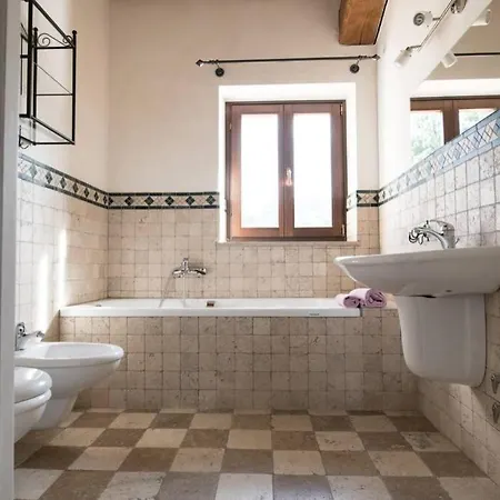 La Casa Con Vista Panoramica Sui Vigneti Prázdninový dům *